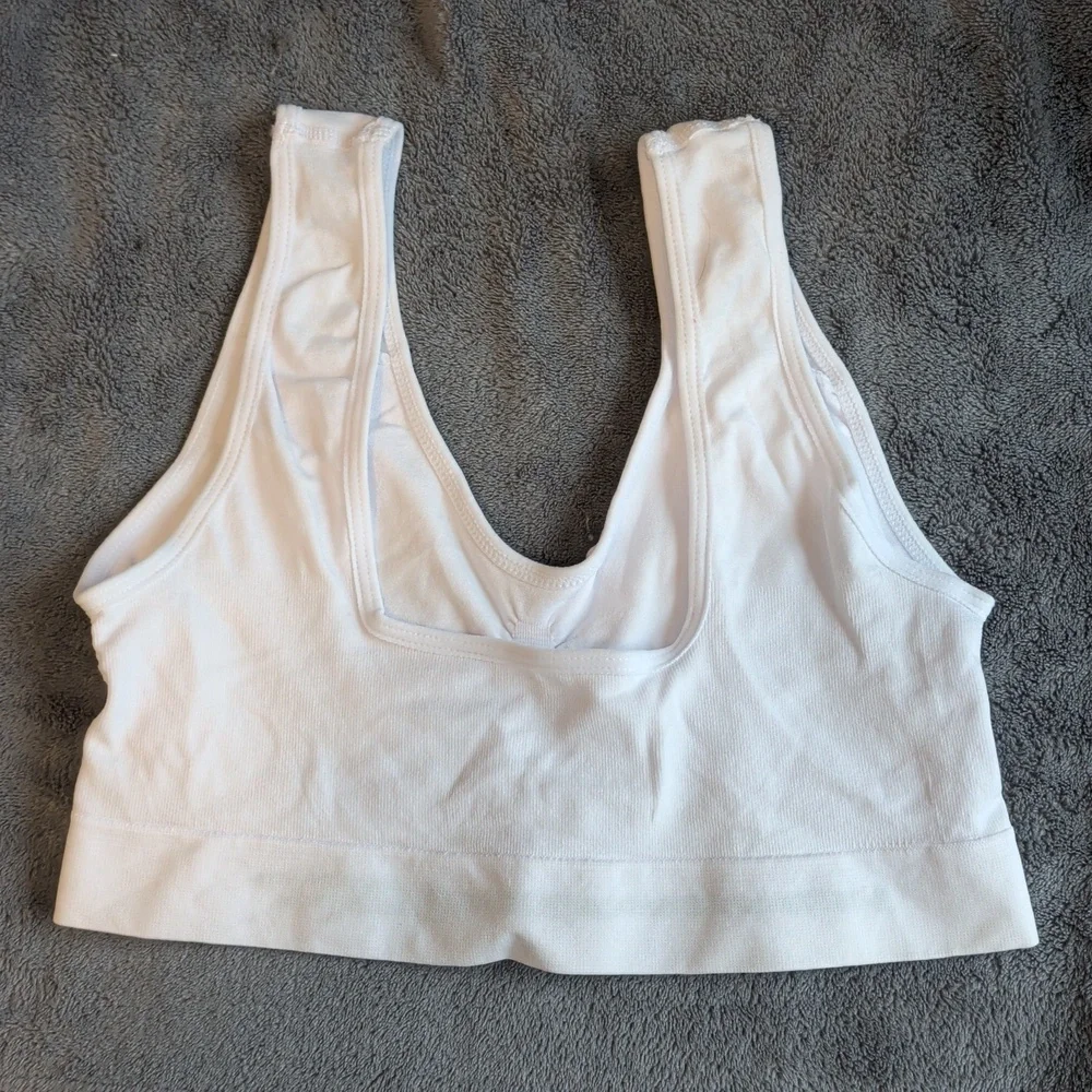 3 Sports Bras Light Support Size XXXL - Picture 9 of 9